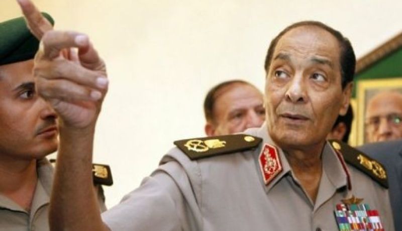المجلس العسكري يصادق على قانون العزل السياسي بمصر