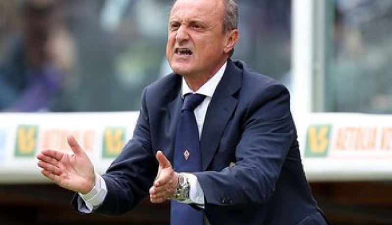 فيورنتينا يقيل مدربه بعد اعتدائه على احد لاعبيه