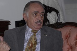 عميمور يدافع عن عقيدة الجزائريين