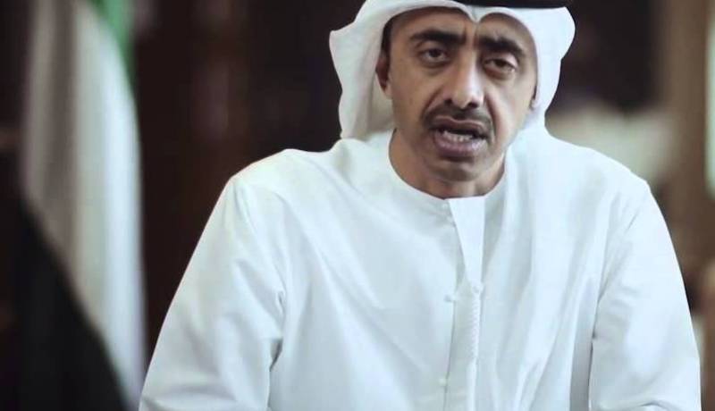 الإمارات تؤكد وقوع إصابات في طاقم السفينة المستهدفة من متمردي اليمن