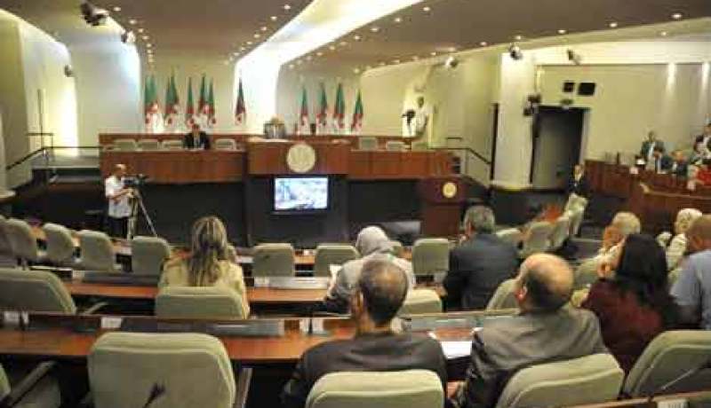 نواب بالمجلس الشعبي الوطني يدعون الى ترشيد النفقات العمومية