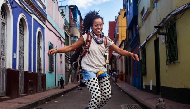 رومانية تصور أجمل الفتيات في 37 بلد شاهد واحكم بنفسك