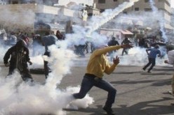 إصابة عشرات الشبان الفلسطينيين في مواجهات مع قوات الاحتلال بالضفة المحتلة