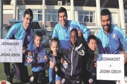 سوداني يشارك في حملة ضد العنصرية في كرة القدم