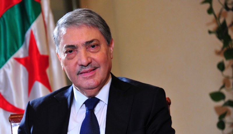 بن فليس  يلتقي   بعدة شخصيات سياسية مهمة