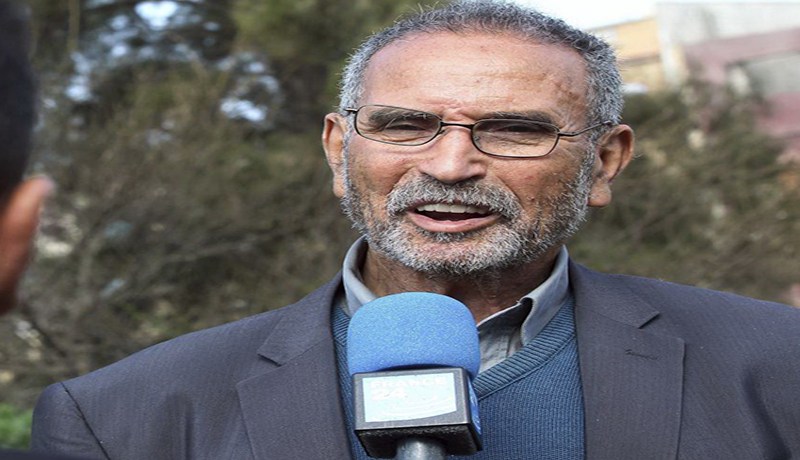 فرنسا تطرد والد محمد مراح من أراضيها بعد وقوفه على قبر ابنه