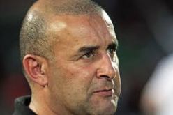 إتحاد كرة القدم المغربي ينصف بن شيخة ضد نادي الجديدي