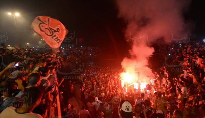 بالفيديو.. هكذا إحتفل “الشناوة” بالذكرى الـ97 لتأسيس مولودية الجزائر