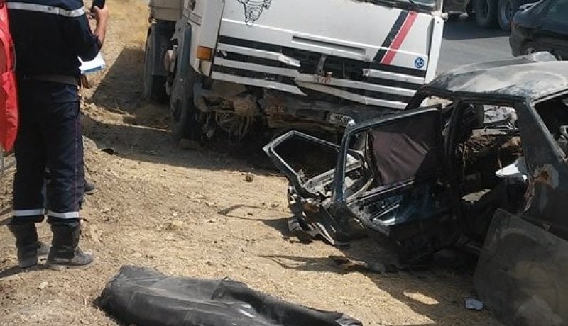 وفاة شخص وإصابة أخر إثر حادث مروري بالبويرة