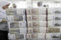 سوريا تخطط لتخفيض قيمة عملتها الوطنية