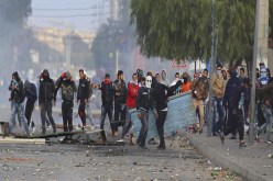 ارتفاع عدد الأمنيين المصابين في الاحتجاجات بتونس