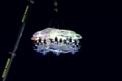 بالفيديو مطعم مصري معلق يقدم الوجبات لزبائنه فوق السحاب