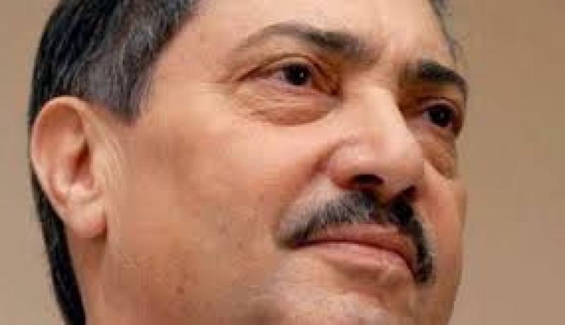 بن فليس يتعهد بوضع دستور توافقي في حال انتخابه رئيسا للجمهورية