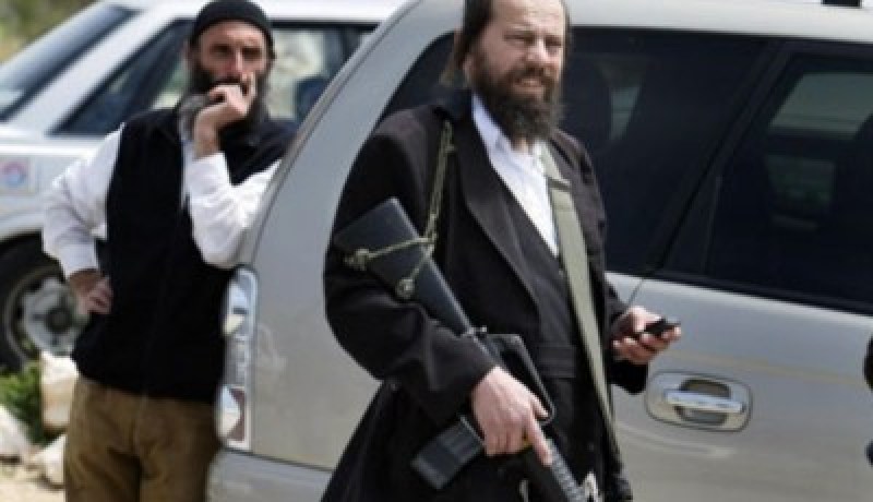 مستوطنون يهاجمون مزارعين فلسطينيين قرب نابلس