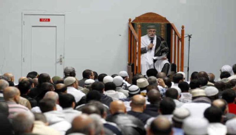 نقل صلاة الجمعة بـ “كنال ألجيري” من مسجد باريس