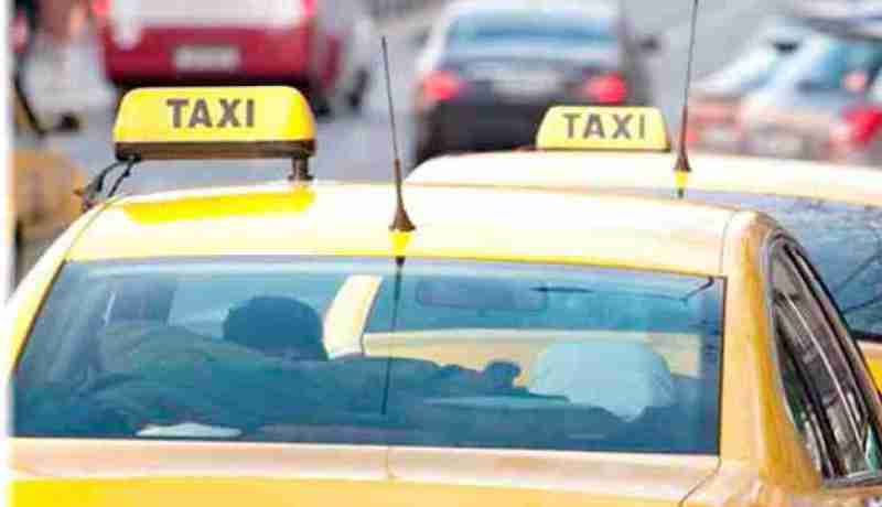 إستئناف نشاط سيارات الأجرة مؤجل إلى غاية إشعار آخر