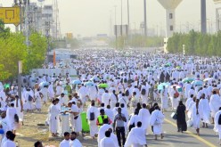 انتهــى عهــد النــوم علــى «الكارطــون» فــي منــى للحجـــاج