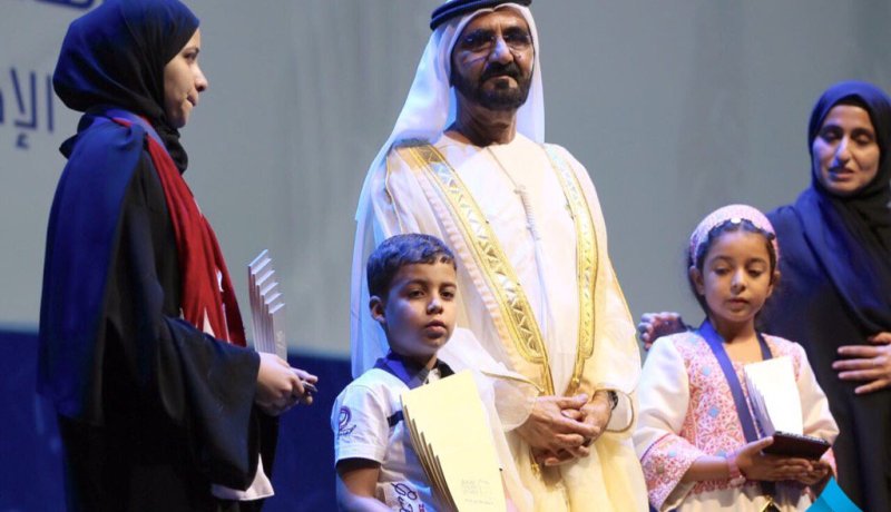 الطفل الجزائري محمد عبد الله بطل تحدي القراءة العربي