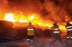 حريق مهول بمنطقة صناعية شمال غرب لندن