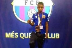 بالصور..الجزائري عبد الله لهنوني يلتحق بنادي برشلونة