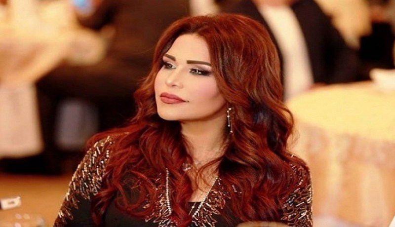 بالفيديو.. شاب يعبّر بطريقة غريبة عن إعجابه بأحلام ما فعله لن يخطر بالبال