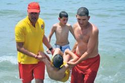 ارتفاع ضحايا حوادث الغرق بحوالي 100 بالمائة بشواطئ غرب الوطن