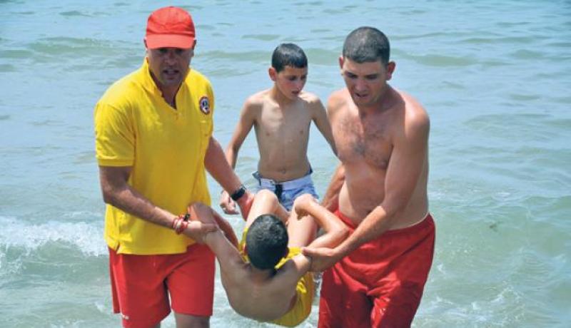 ارتفاع ضحايا حوادث الغرق بحوالي 100 بالمائة بشواطئ غرب الوطن