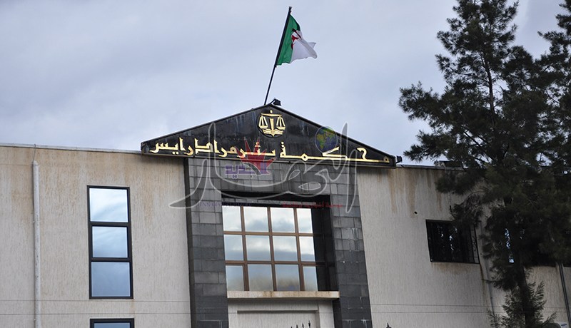 سيدة تعتدي بالضرب على معلمة ومفتشة تربية داخل ابتدائية بالأبيار في العاصمة