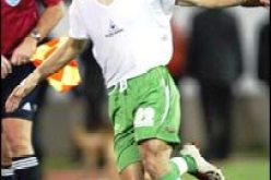 آشيو يمضي للقبائل ولانغ وقع عقدا بستة أشهر