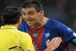 المدافع بايستيروس يدخل تاريخ ليفانتي