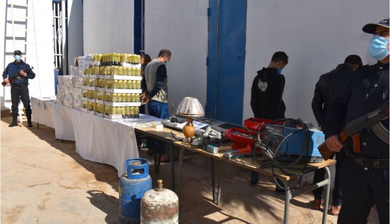 بسكرة: أمن اولاد جلال يوقف 8 أشخاص ويحجز أقراص مهلوسة ومشروبات كحولية