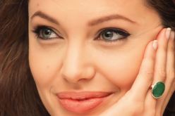 أنجلينا جولي في لبنان في الذكرى الخامسة للحرب السورية