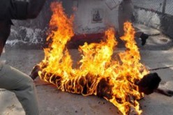 لاجئ يشعل النار في جسده خشية ترحيله من أستراليا