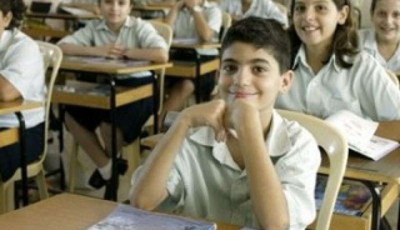 توقف العديد من تلاميذ الثانويات بالمدية عن الدراسة احتجاجا على القرار المتعلق بتأجيل العطلة المدرسية