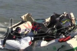 بالفيديو: العثور على جثتين للبحارة المفقودين داخل الباخرة التي غرقت بالقرب من ميناء الجزائر