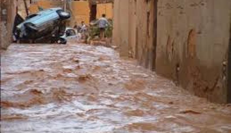 إنهيار 7 سكنات طوبية إثر موجة الأمطار الغزيرة التي تساقطت خلال الساعات الماضية
