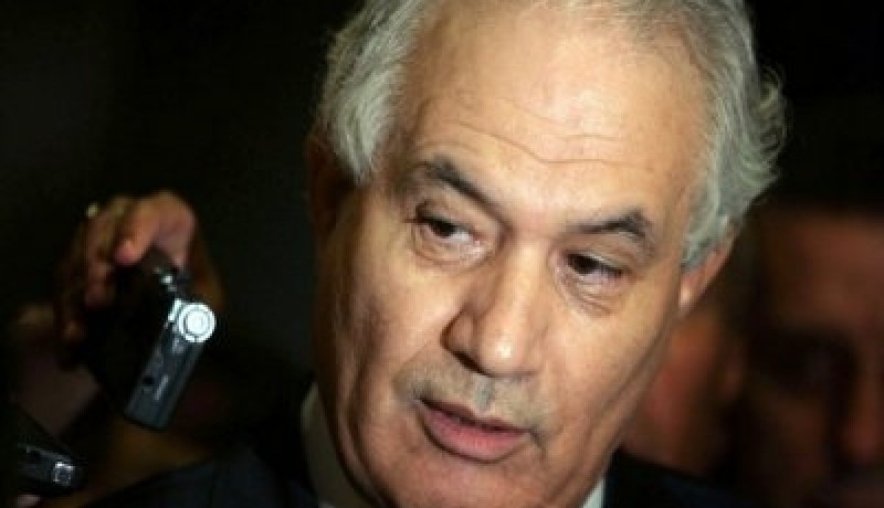 الطيب بلعيز يدعو إلى إشراك المواطنين في إعداد قوائم المستفيدين من السكن