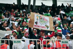 الجزائريون متفائلون بقدرة «الخضر» على التأهل للدور الثاني والبعض يطالب بكأس العالم