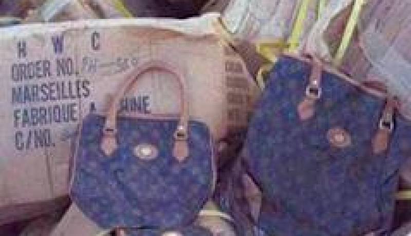 مهنيون يأسفون لوجود فراغ قانوني في مجال مكافحة التقليد