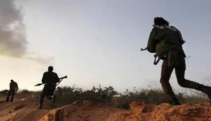 مصرع شخص وإصابة 3 آخرين في اشتباكات مسلحة بمدينة بنغازي بليبيا