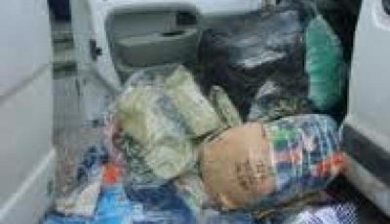 حجز 4.8 ملايين دج من البضائع مهربة في تلمسان