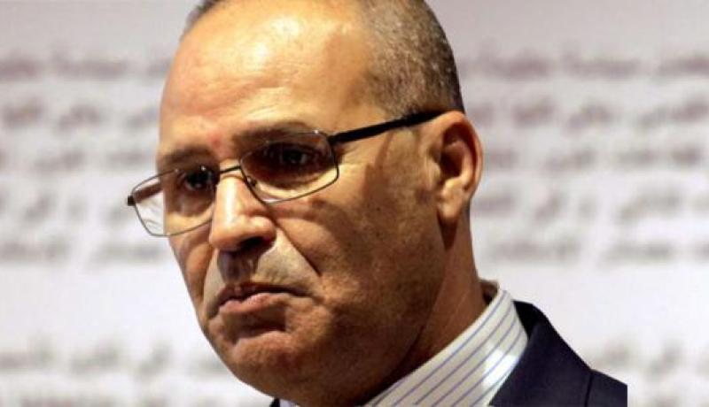 «لي محبـش يخدم يريح في دارهم»