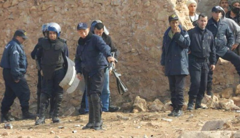 والي غرداية يؤكد أن التحاور هو الحل الوحيد لفك النزاع بالمنطقة