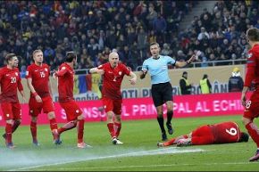 بالفيديو..  إنفجار يصيب وجه ليفاندوفيسكي ويعرضه لخطر التشوه