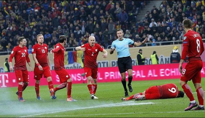 بالفيديو.. إنفجار يصيب وجه ليفاندوفيسكي ويعرضه لخطر التشوه