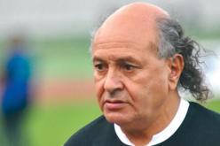 بلحوت يجهز محور الدفاع لمباراة «لازمو» والعقبي وبلجيلالي في المفكرة