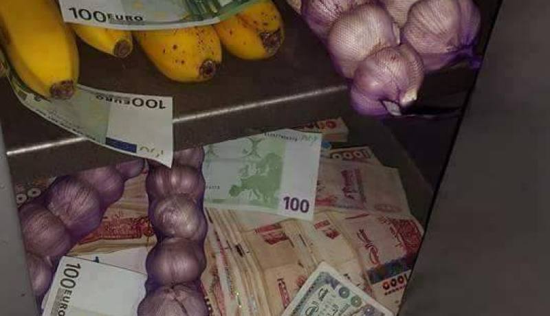 جزائريون يسخرون من غلاء أسعار الثوم والموز بطريقتهم الخاصة