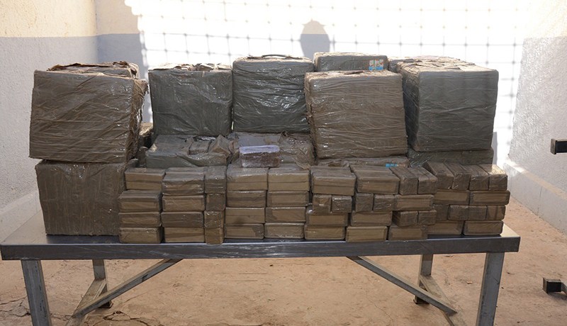 توقيف 3 أشخاص ضمن شبكة وطنية لتهريب المخدرات من المغرب في البيض