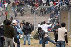 الصحافة الرياضية الجزائرية ترفض اتهامها بمسؤولية تفشي العنف في الملاعب