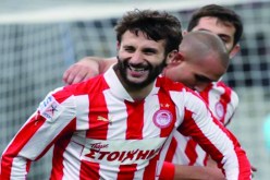 الإعلام اليوناني يهاجم عبدون ويصفه بـ الكلب الراكض وراء الأموال